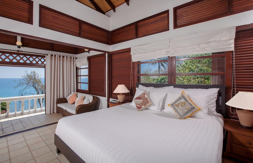 Baan Khunying – Secluded Phuket Beachfront Villa Rawai Kamer foto