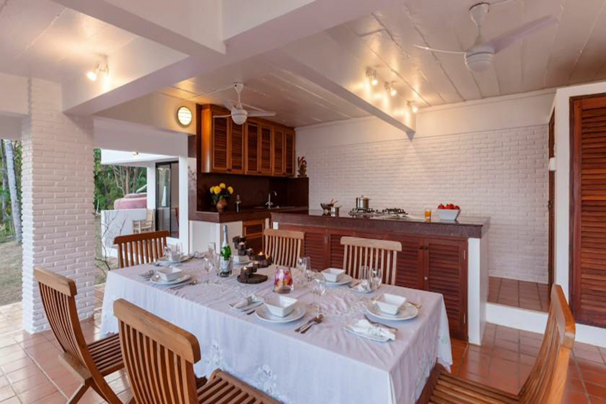 Baan Khunying – Secluded Phuket Beachfront Villa Rawai Buitenkant foto