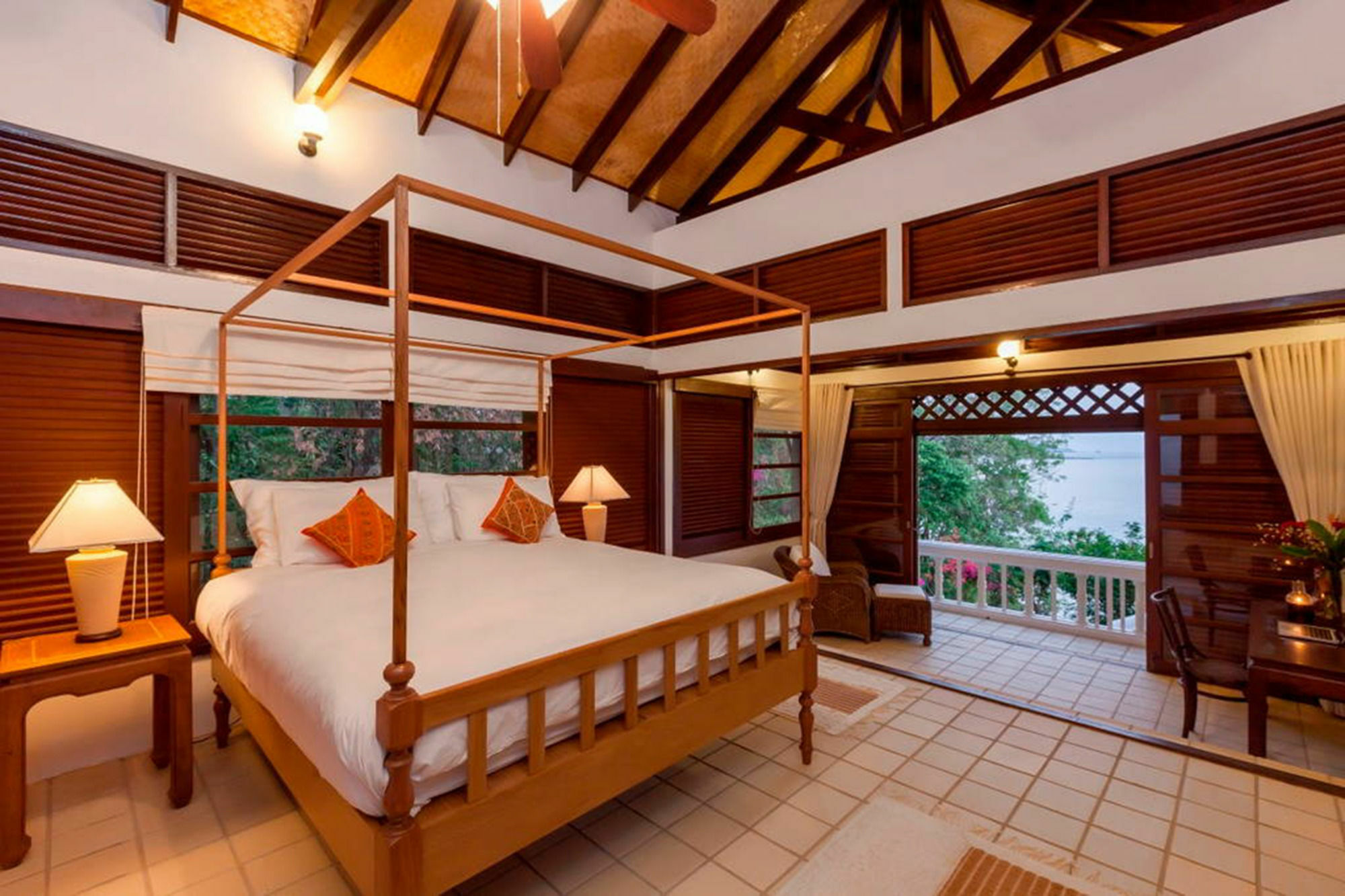 Baan Khunying – Secluded Phuket Beachfront Villa Rawai Buitenkant foto